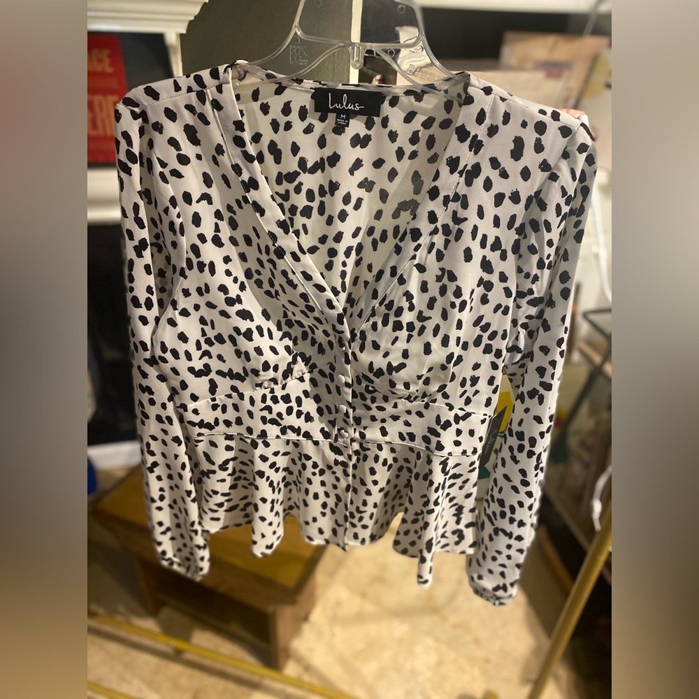 NWT Lulus Blouse